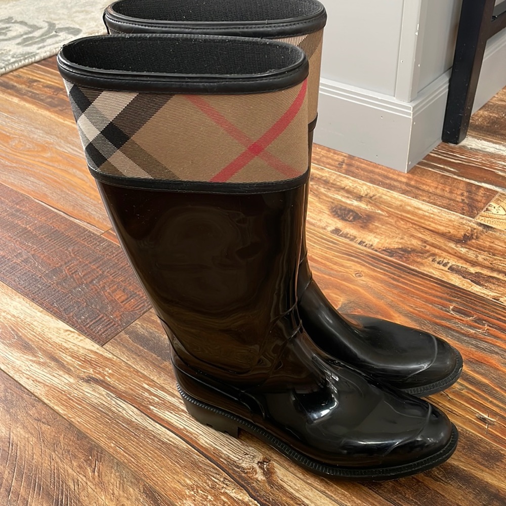 Burberry Crosshill check rain boots
